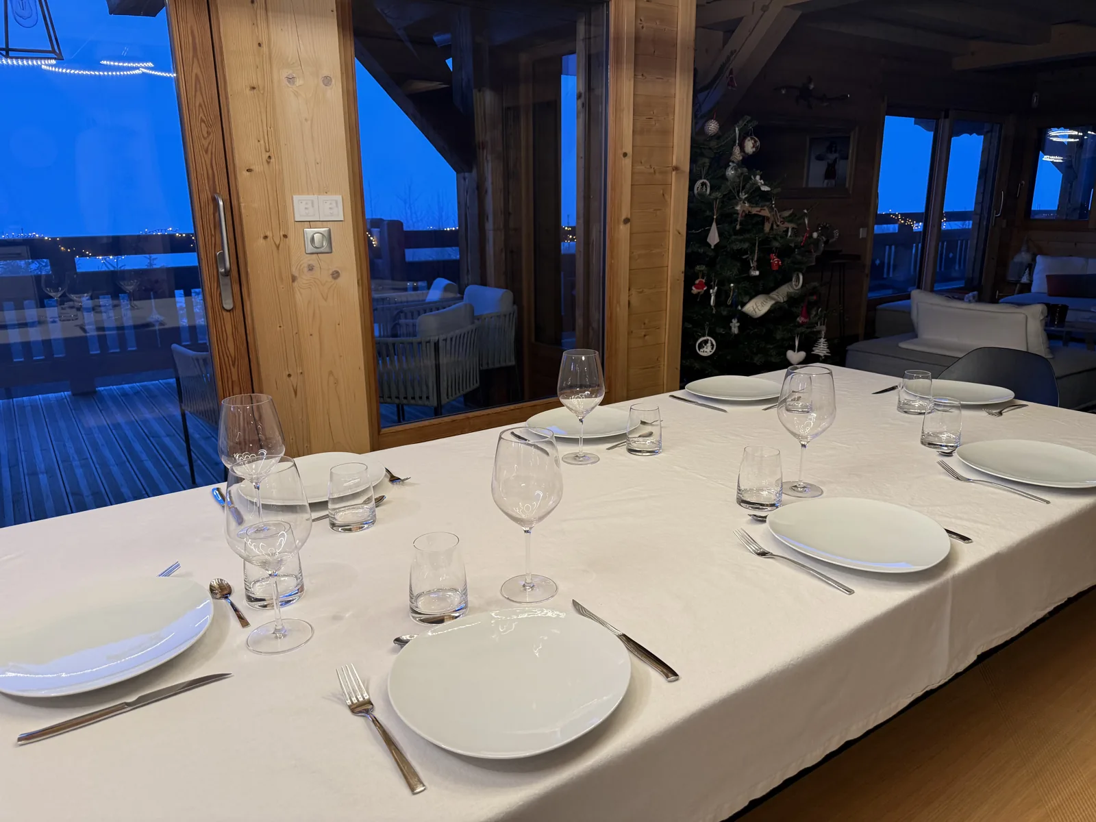 Table set in a chalet in Arâches – Les Carroz, Grand Massif