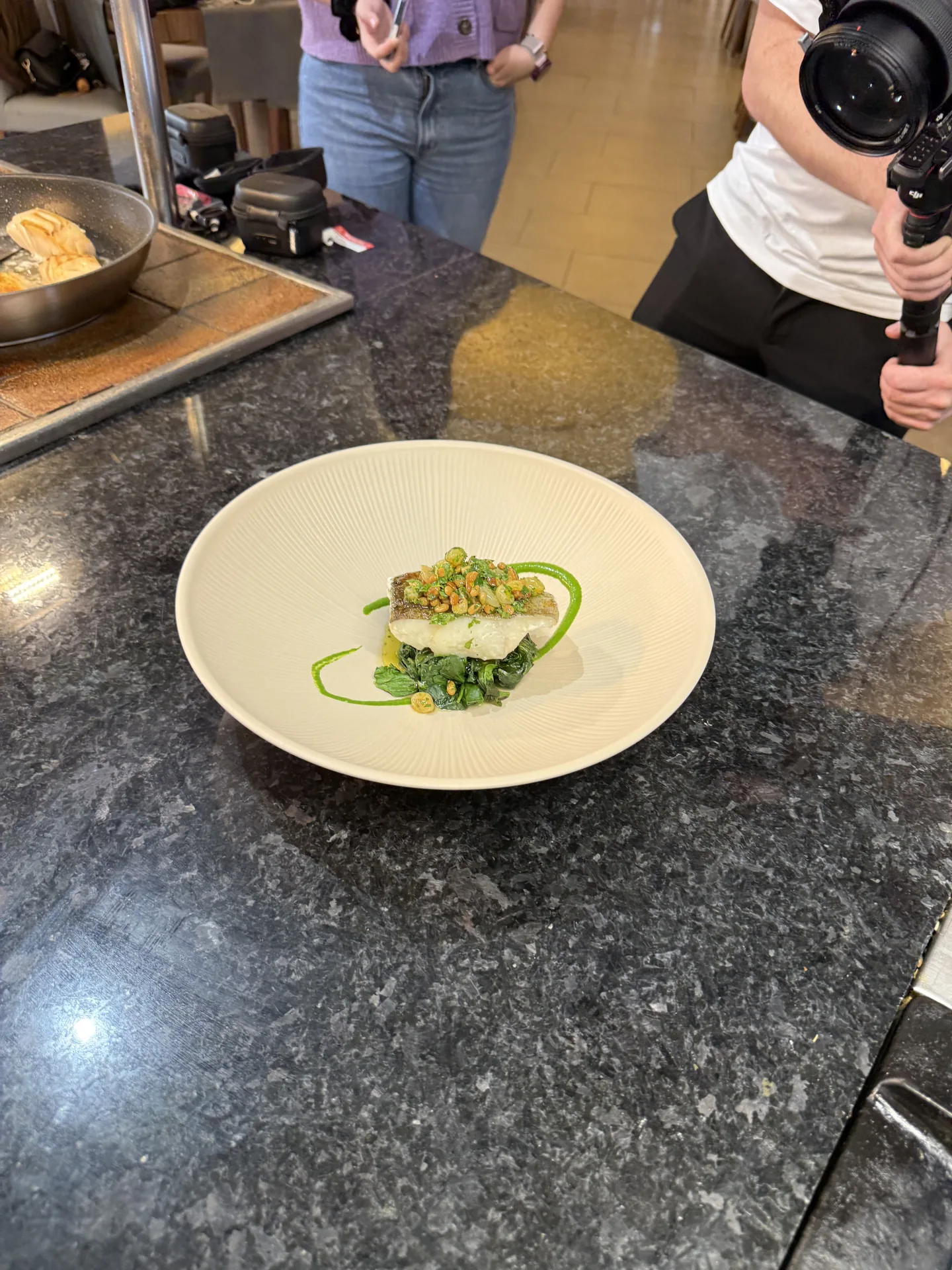 L'assiette finale, Adam Brunet à Majorque